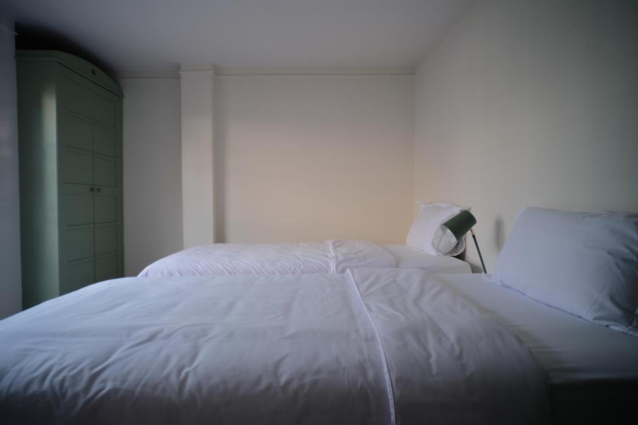Baan Khun Pra Duplex Rm3 Bangkok Apartment Exterior foto